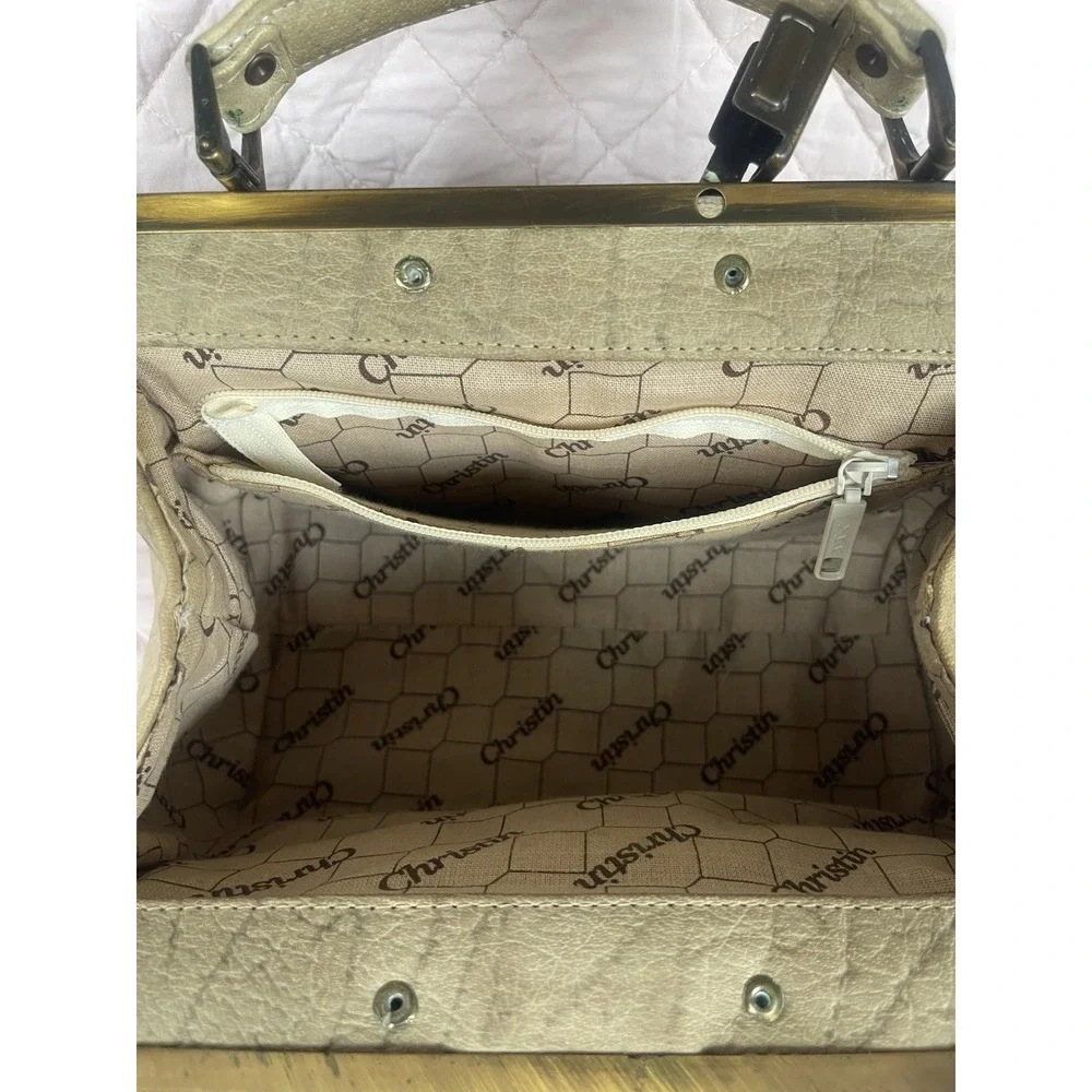 Vintage 1970 Christin Genuine Leather‎ Kiss Lock Doctor Bag Cream Top Handle
